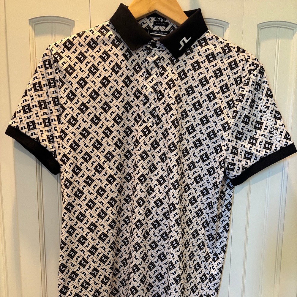 J Lindeberg mens M golf shirt